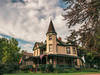 hummingbird-inn-front