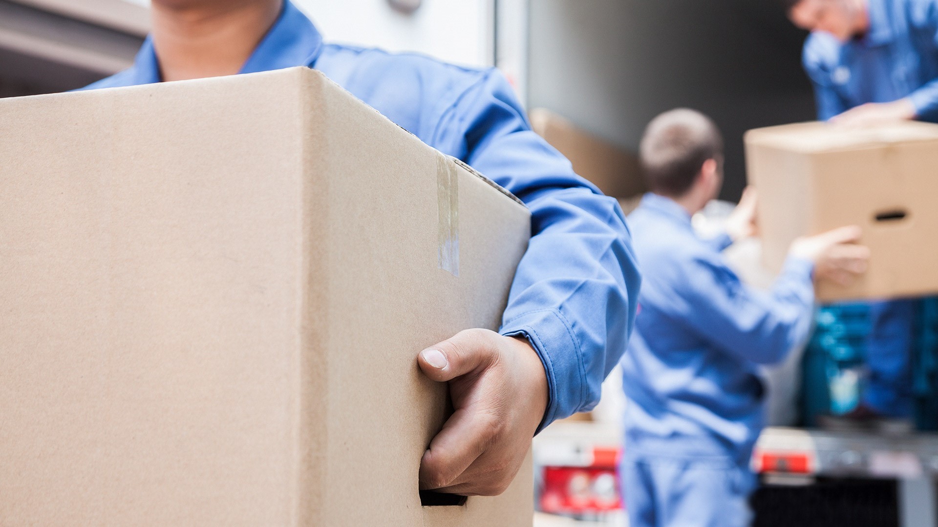 Movers in Montreal West, QC Frederick Movers +1 (514) 5671746