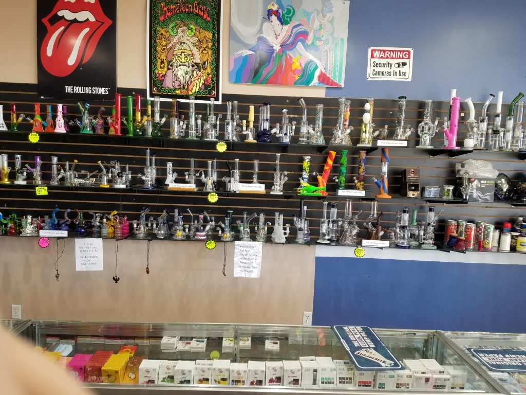Smoke Shop in Lawrence, KS (785) 8409177 Smoker's Depot
